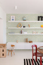 Lade das Bild in den Galerie-Viewer, FLOWER DREAM