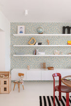 Lade das Bild in den Galerie-Viewer, FLOWER DREAM