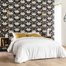 Lade das Bild in den Galerie-Viewer, MONKEY FOREST