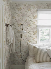 Load image into Gallery viewer, LILY SWAN
